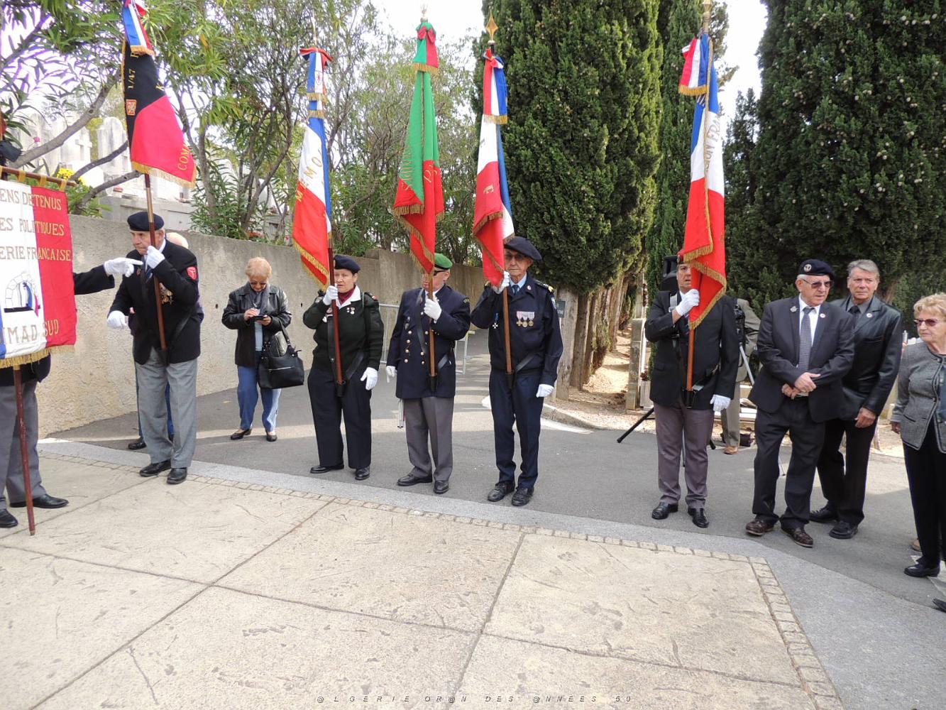 2017 11 02 HYERES CEREMONIE DE TOUSSAINT STELE DE NOS DEFUNTS (22).JPG -           